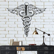 Görseli Galeri görüntüleyiciye yükleyin, Medikal Sembolü Metal Duvar Dekoru