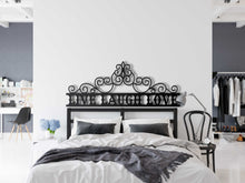 Görseli Galeri görüntüleyiciye yükleyin, Yatak Başlığı Metal Duvar Dekoru