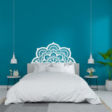 Görseli Galeri görüntüleyiciye yükleyin, Yarım Mandala Metal Duvar Dekoru