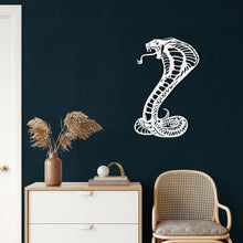 Görseli Galeri görüntüleyiciye yükleyin, Kobra Metal Duvar Dekoru