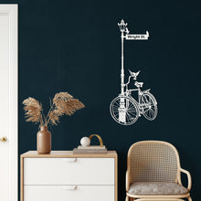 Görseli Galeri görüntüleyiciye yükleyin, Sokak Lambası ve Bisiklet Metal Duvar Dekoru