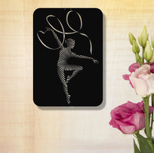 Görseli Galeri görüntüleyiciye yükleyin, Jimnastikçi Metal Duvar Dekoru