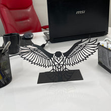 Görseli Galeri görüntüleyiciye yükleyin, Kartal Masaüstü Dekoru