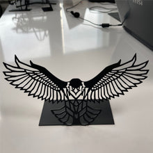 Görseli Galeri görüntüleyiciye yükleyin, Kartal Masaüstü Dekoru