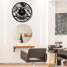 Görseli Galeri görüntüleyiciye yükleyin, Kuaför Metal Duvar Saati