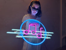 Görseli Galeri görüntüleyiciye yükleyin, Solfej  Neon Tabela
