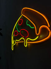 Görseli Galeri görüntüleyiciye yükleyin, Pizza Neon Tabela
