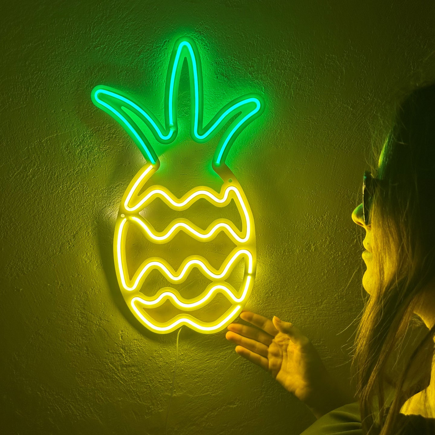 Ananas Neon Tabela