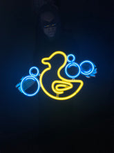 Görseli Galeri görüntüleyiciye yükleyin, Rubber Duck Neon Tabela
