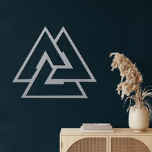 Görseli Galeri görüntüleyiciye yükleyin, Valknut Metal Duvar Dekoru
